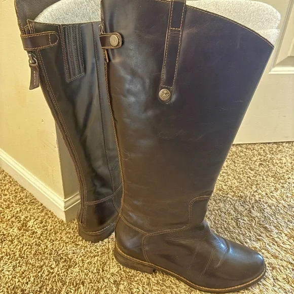 Dark Brown Leather Boots - Picture 3 of 4